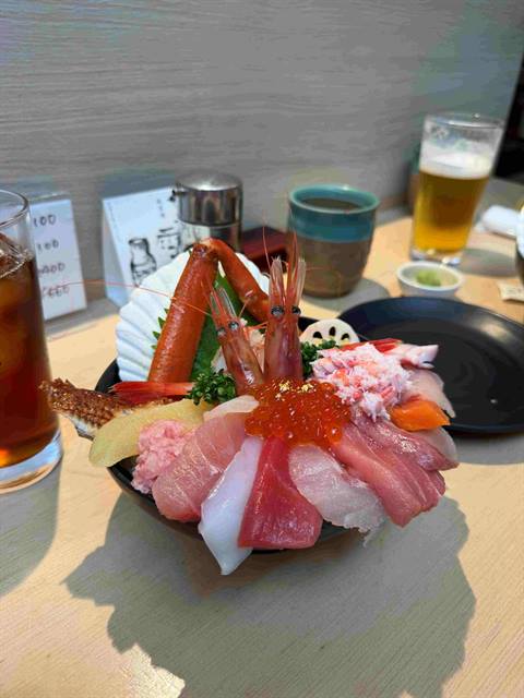 Sushi bowl in Kanazawa