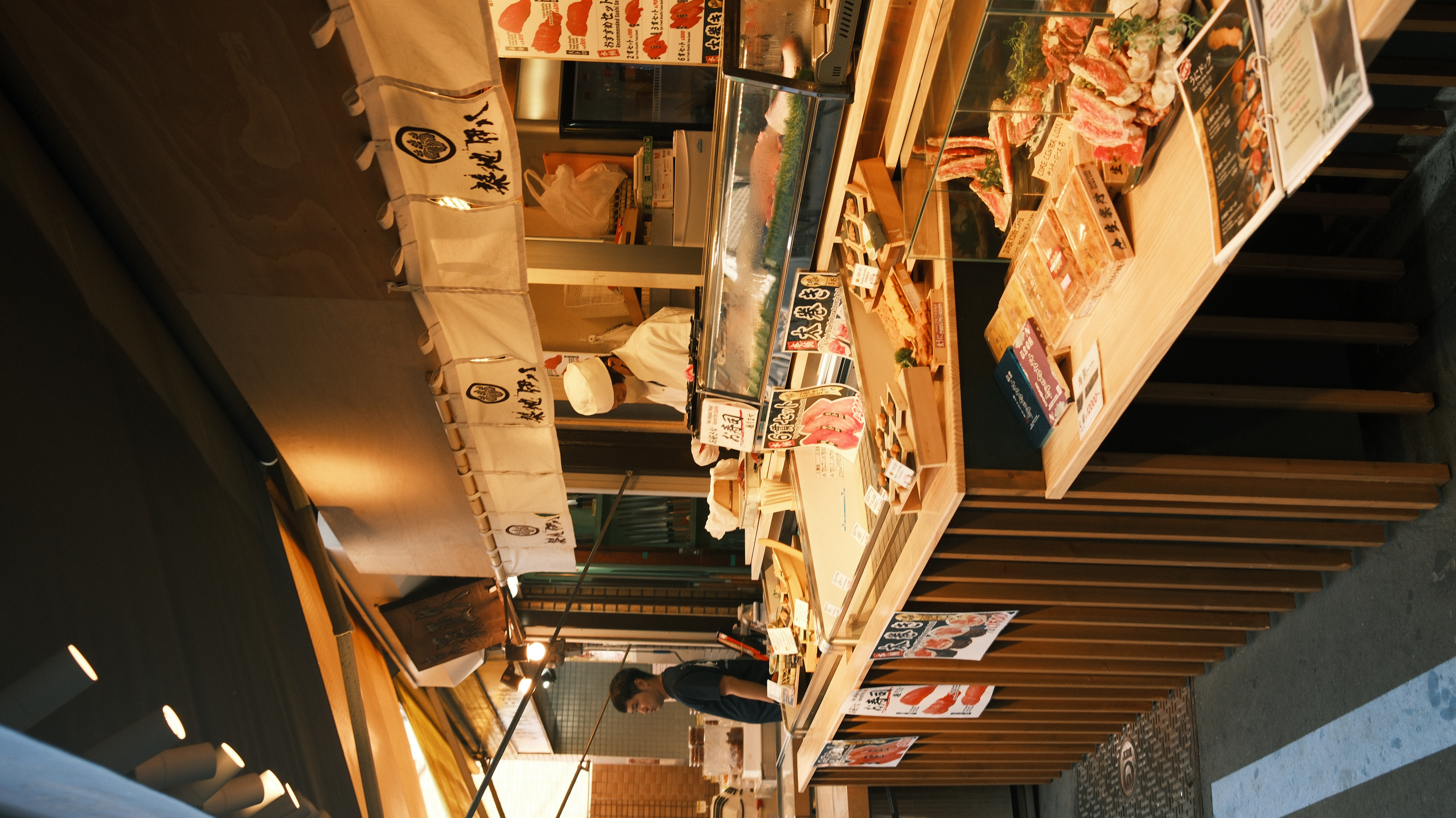 Fresh crab and seafood at Tsukiji market